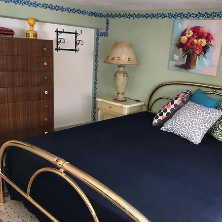 Maria Banana Guest House Pollina Bagian luar foto