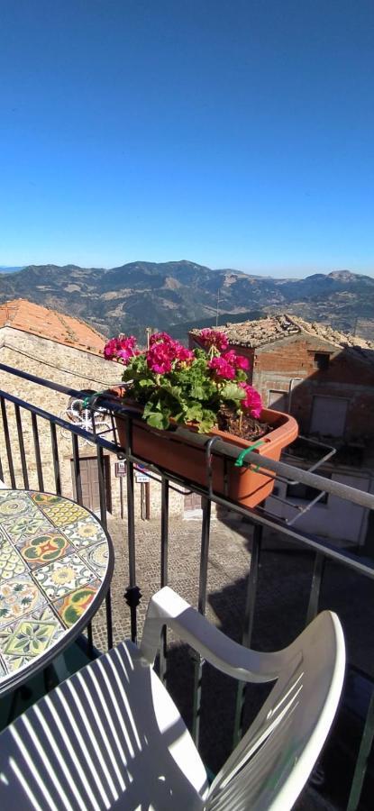 Maria Banana Guest House Pollina Bagian luar foto